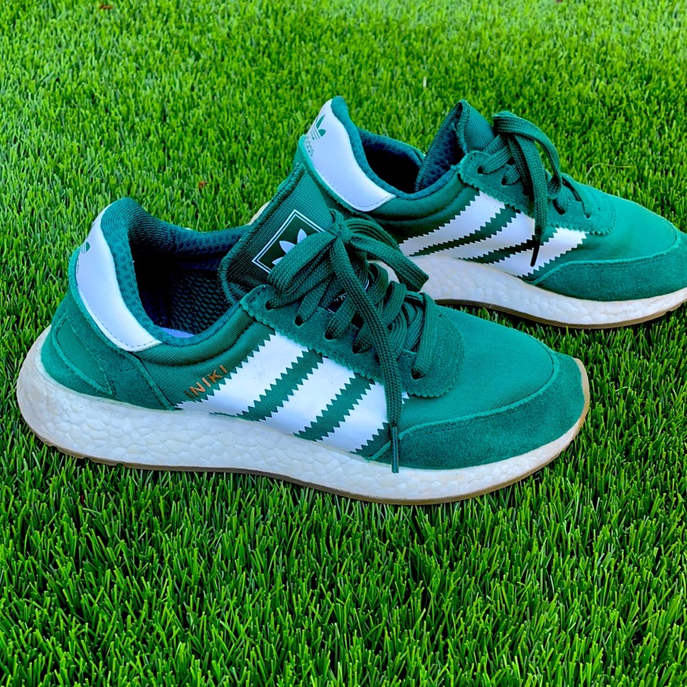 Adidas sneakers iniki boost